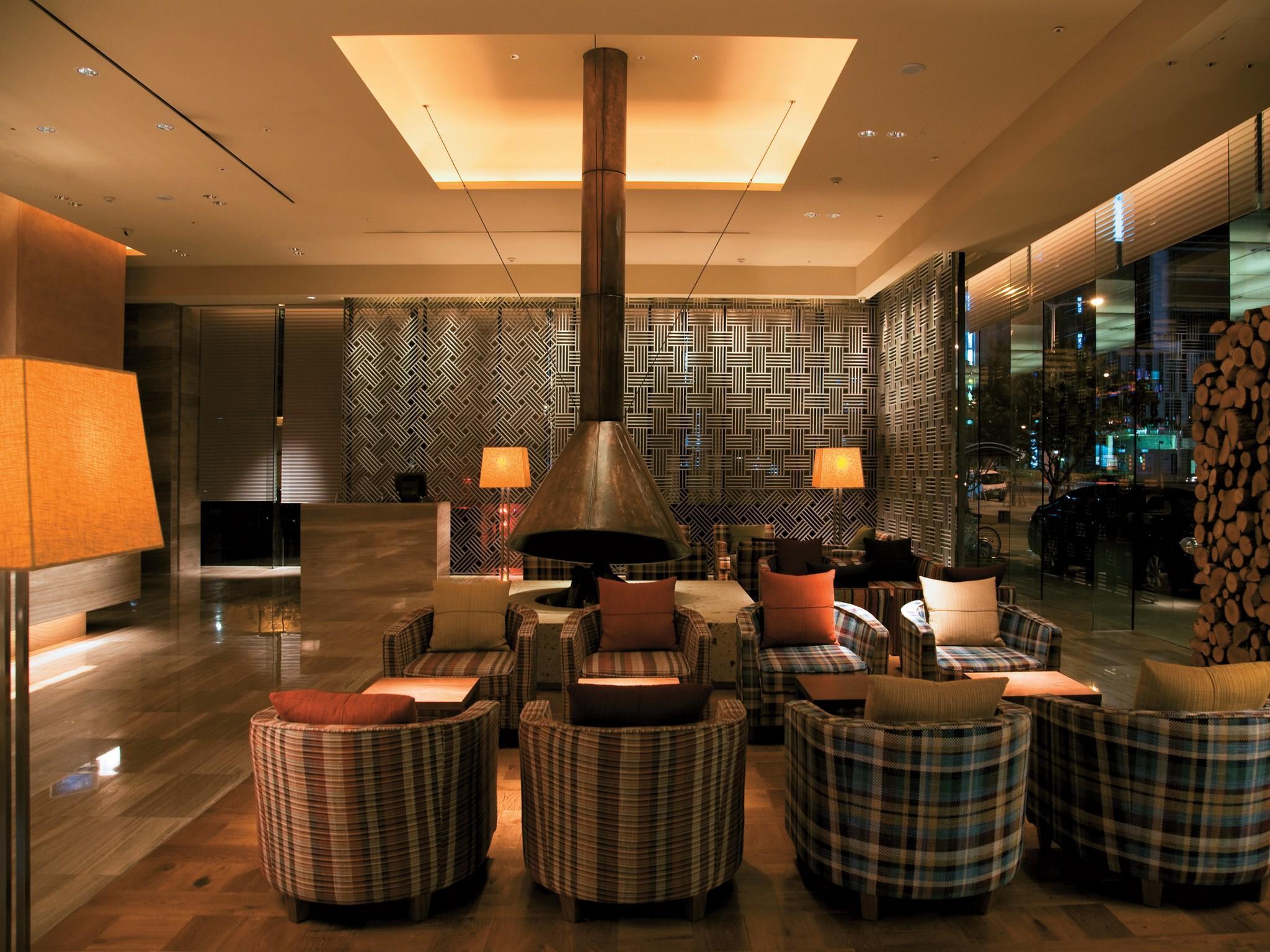 מלון Gwangju Metropolitan City Ramada Plaza By Wyndham Gwangju מראה חיצוני תמונה
