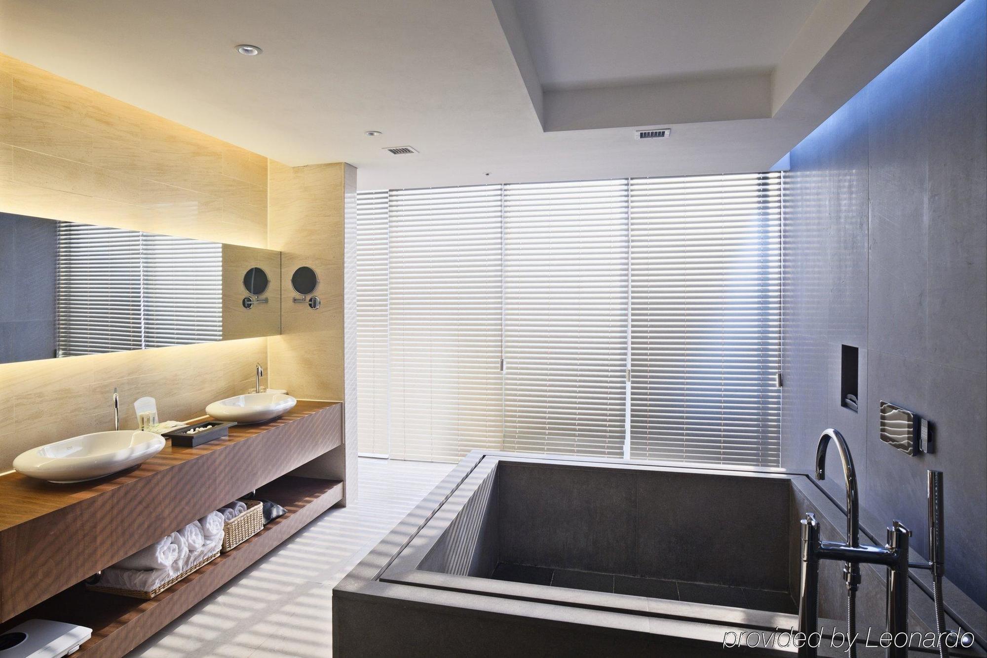 מלון Gwangju Metropolitan City Ramada Plaza By Wyndham Gwangju מראה חיצוני תמונה