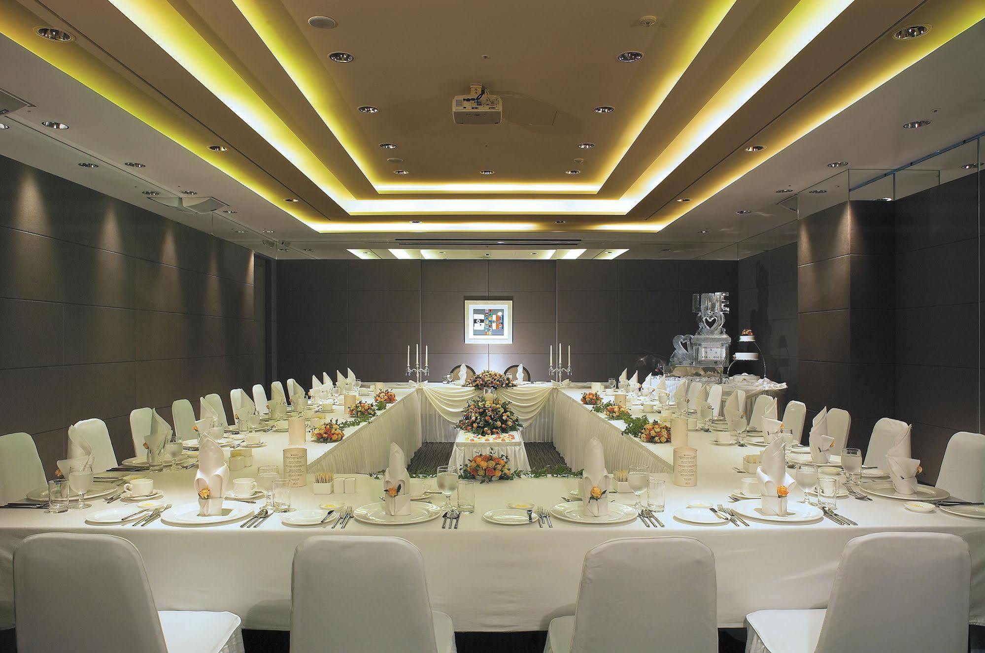 מלון Gwangju Metropolitan City Ramada Plaza By Wyndham Gwangju מראה חיצוני תמונה